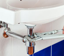 24/7 Plumber Services in Hawaiian Gardens, CA